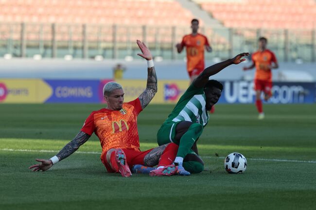 Màn chạm trán giữa Haverfordwest County vs Floriana